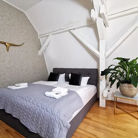 Bohnapartments Steigerwald - Natur In Der Stadt - Vollausstattung - Wlan - Gratis Parkplaetze Erfurt Exterior photo