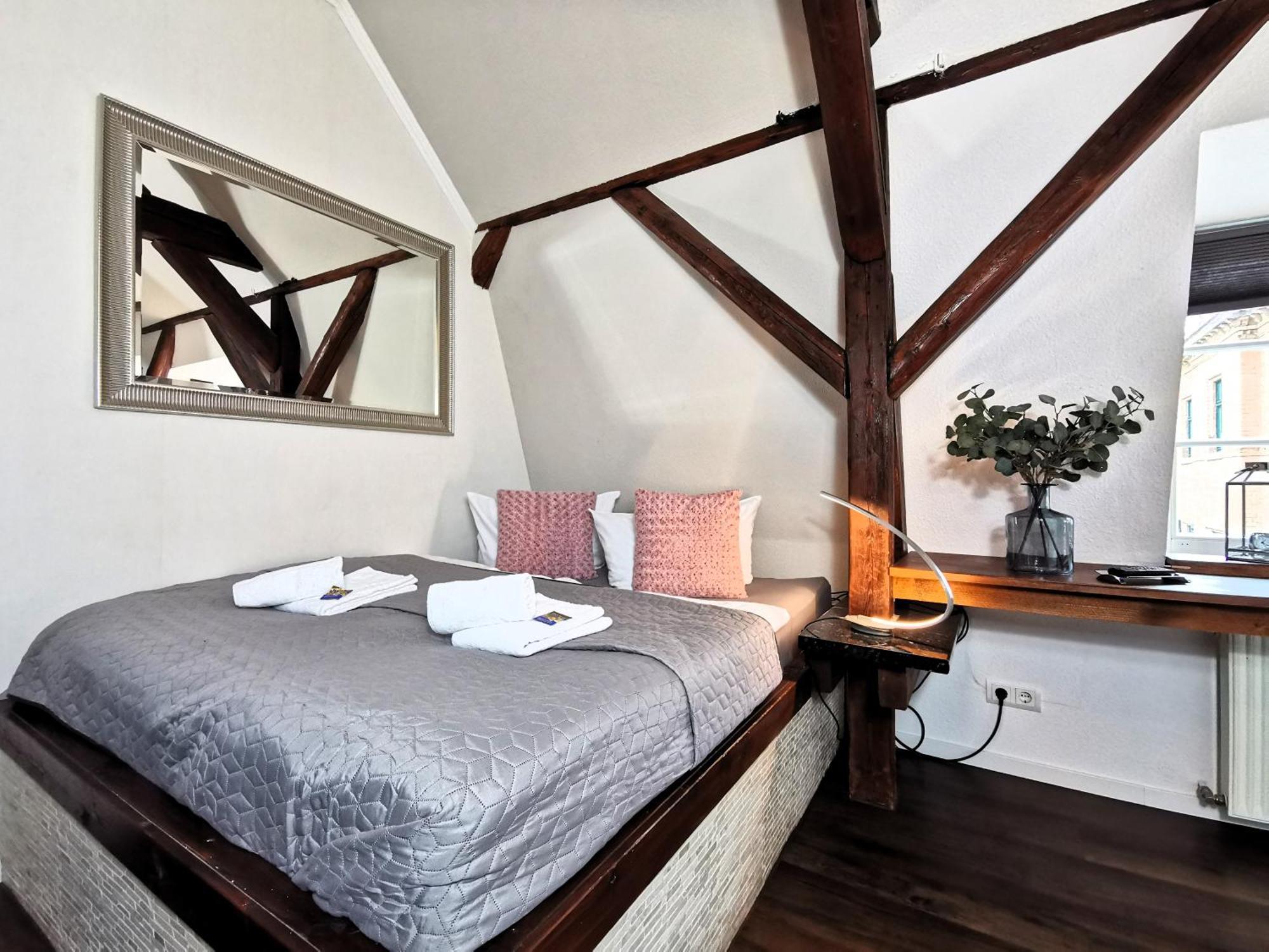 Bohnapartments Steigerwald - In Der Stadt - Vollausstattung - Wlan - Gratis Parkplaetze *